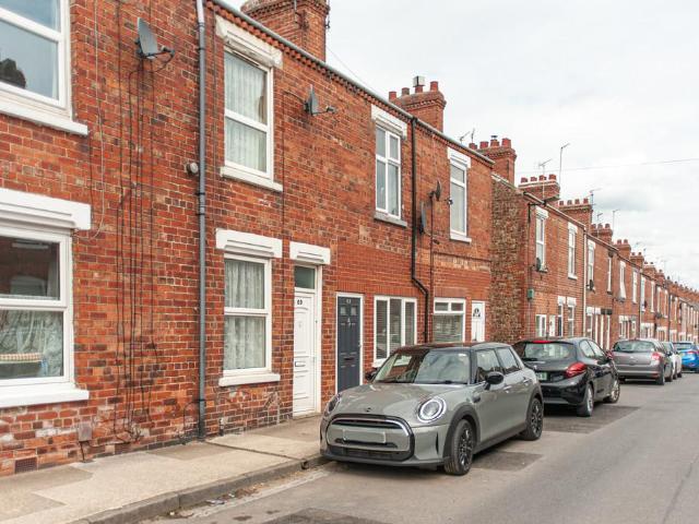 House for sale in High Field, York