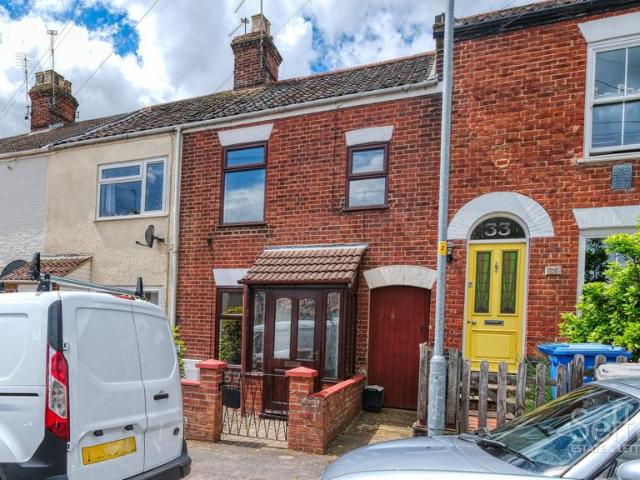 House for sale in New Catton, East Bank