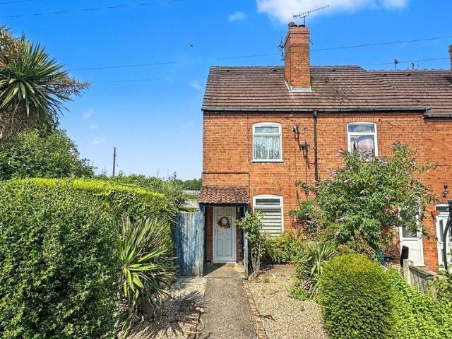 House for sale in Elmton, East Midlands