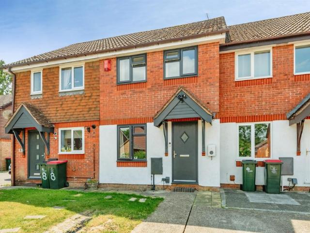 House for sale in Bewbush, Crawley