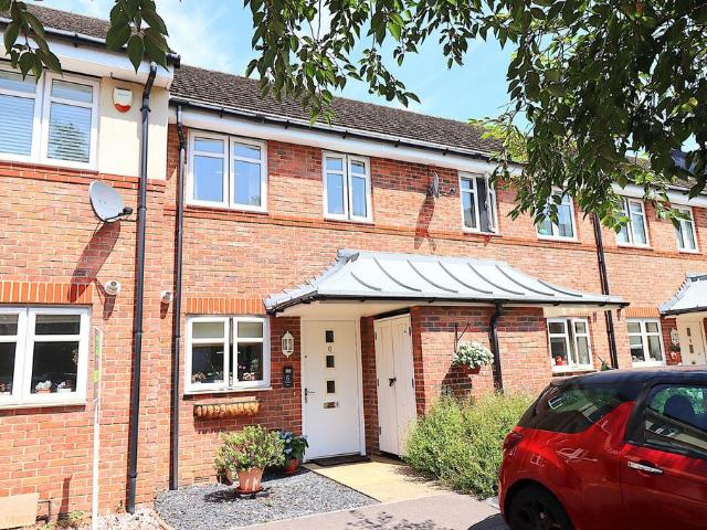 House for sale in Farnborough, Hampshire