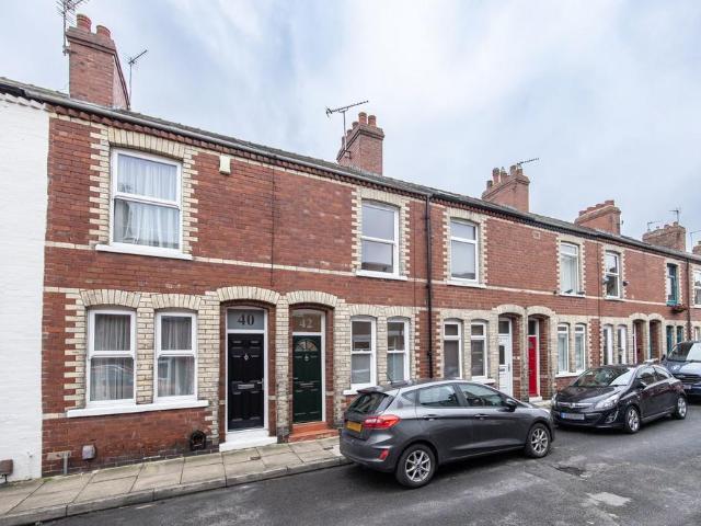 House for sale in High Field, York