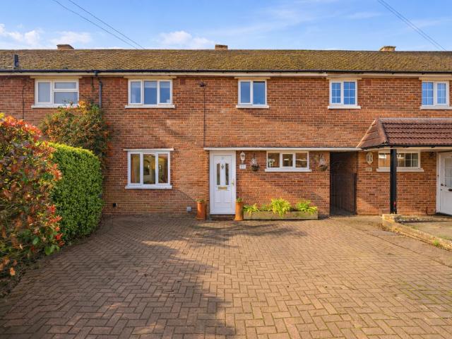 House for sale in St Albans, Five Acres