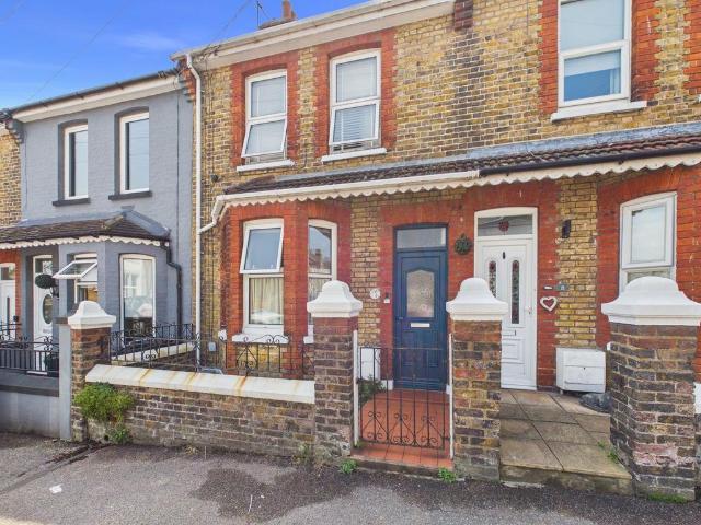 House for sale in East Cliff, Acol