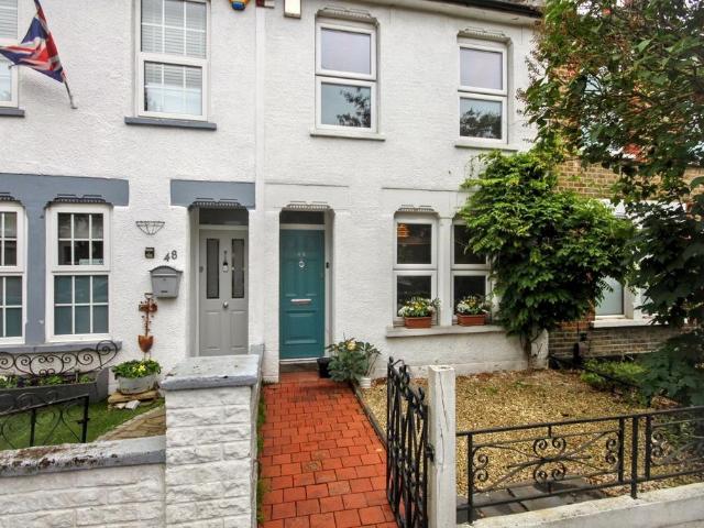 House for sale in London Borough of Croydon, Addiscombe