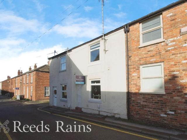 House for sale in Bollinbrook, Macclesfield