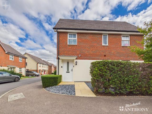 House for sale in Stoke Mandeville, Buckinghamshire