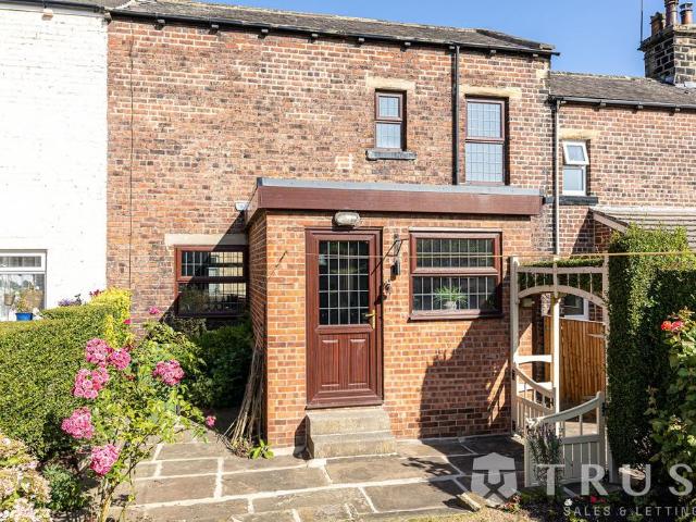 House for sale in Lower Hopton, Mirfield