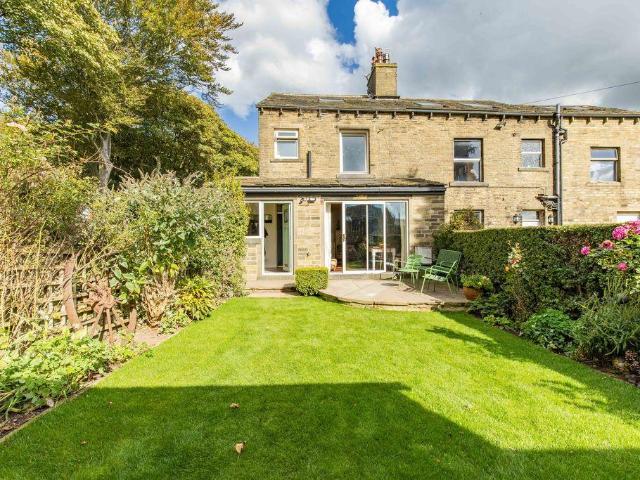 House for sale in Krumlin, Calderdale