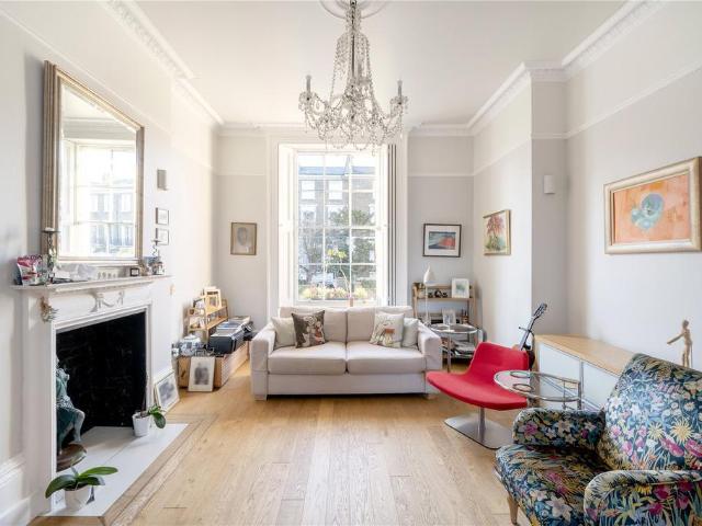House for sale in Chalk Farm, Primrose Hill