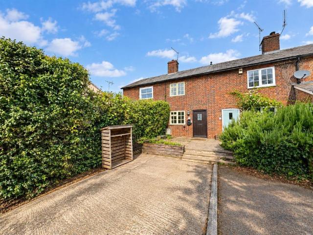 House for sale in Aston, Colliers End