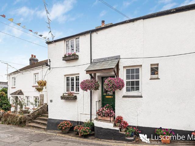 House for sale in Stoke Gabriel, South Hams