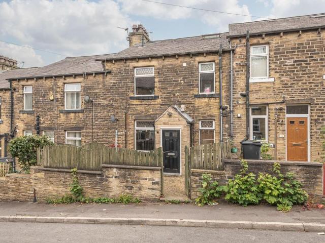 House for sale in Halifax, Pye Nest