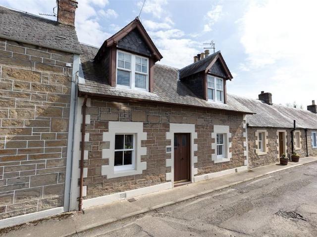House for sale in Dunning, Scotland