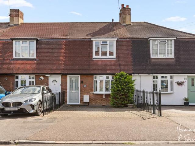 House for sale in Ivy Chimneys, Epping