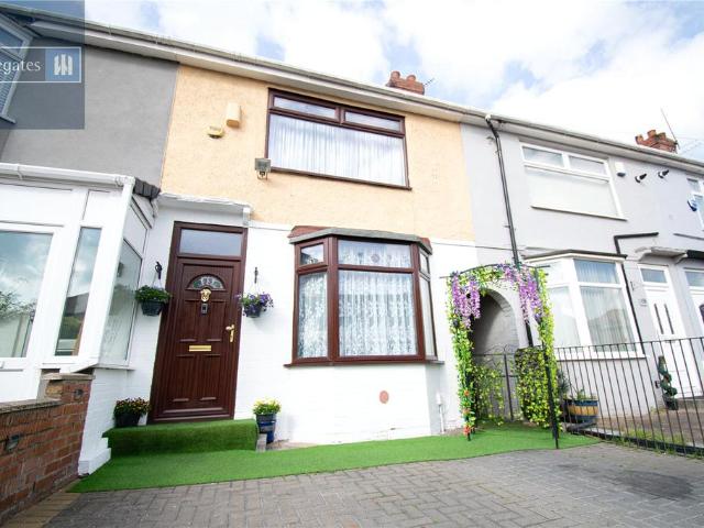House for sale in Calderstones