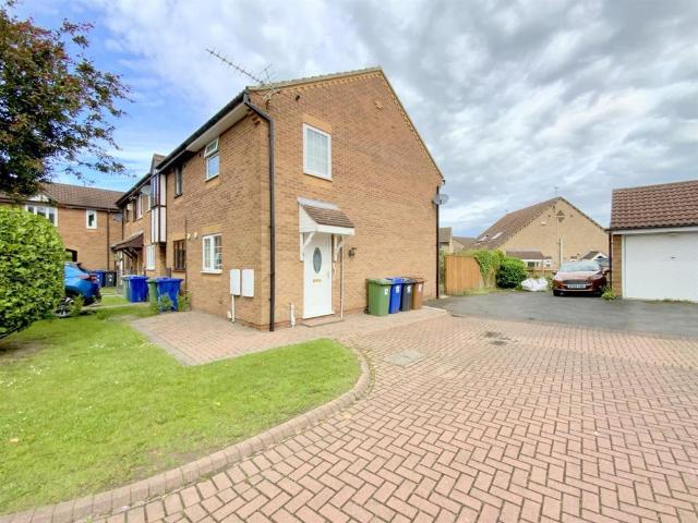 House for sale in Wybers Wood, Bradley