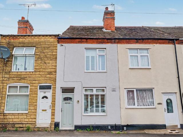 House for sale in Camp Hill, Warwickshire