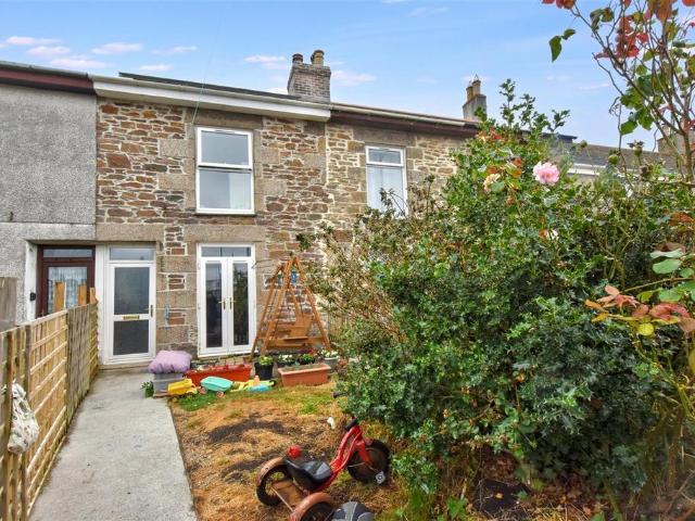 House for sale in Mount Ambrose, Cornwall