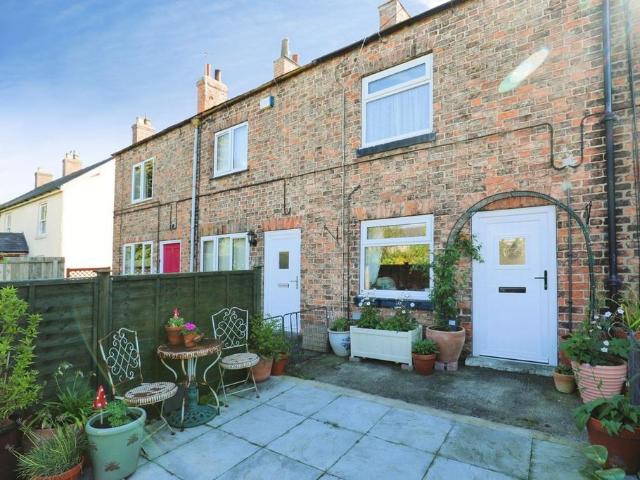House for sale in Carlton Miniott