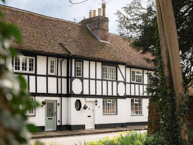 House for sale in Pouchen End, Hertfordshire