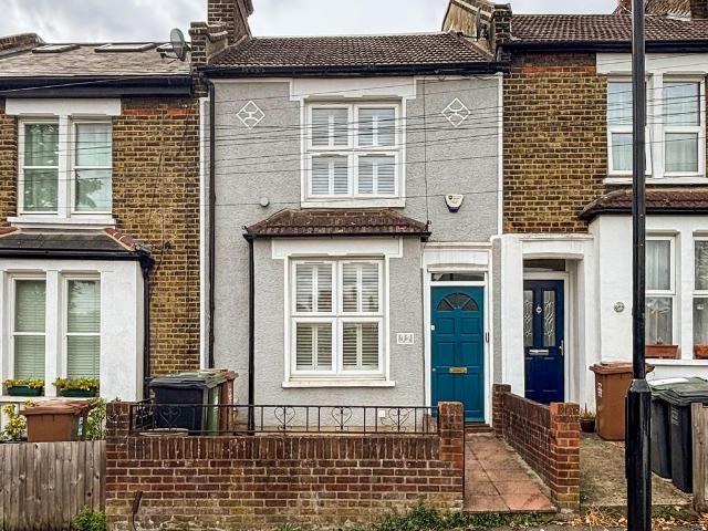 House for sale in Cordwell Estate, Greater London