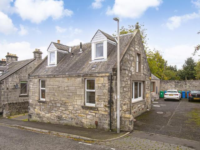 House for sale in Castleblair Park, Dunfermline