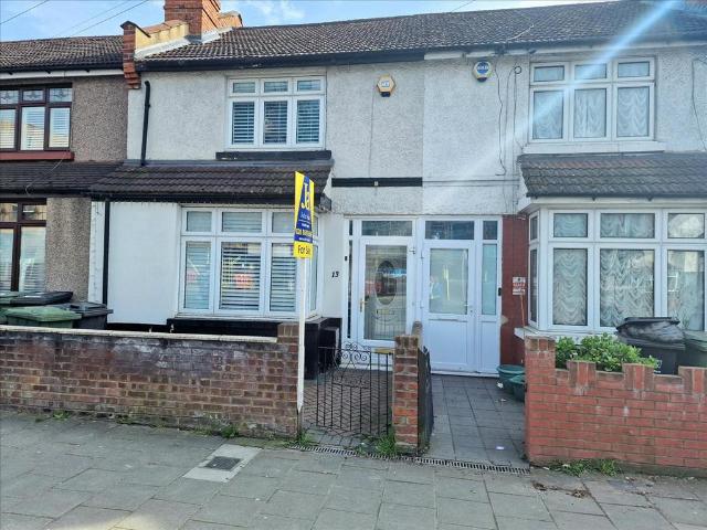 House for sale in London Borough of Lewisham, Greater London