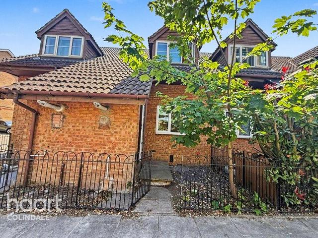 House for sale in Colindale, Greater London