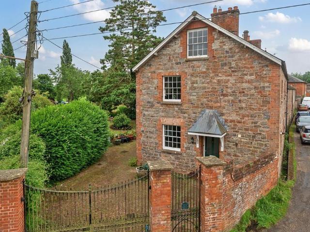 House for sale in Smithincott, Newton St Cyres