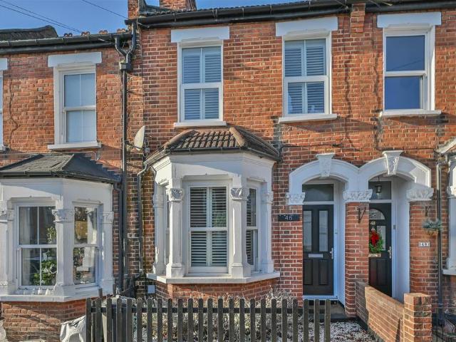 House for sale in Navestock Side, Essex