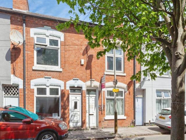 House for sale in Highfields, Old Wharf