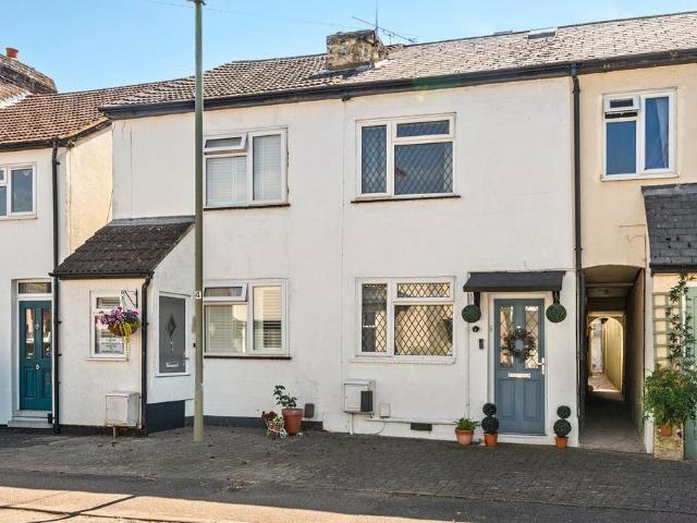 House for sale in Row Town, Surrey