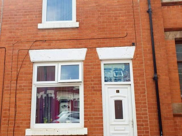 House for sale in Spinney Hills, Old Wharf