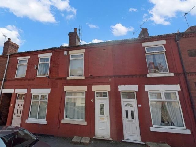 House for sale in Dolcliffe Common, Doncaster