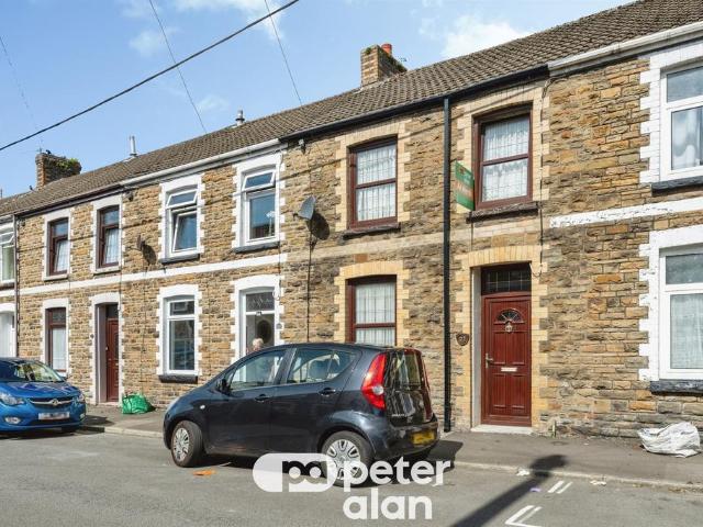 House for sale in Cimla, Neath