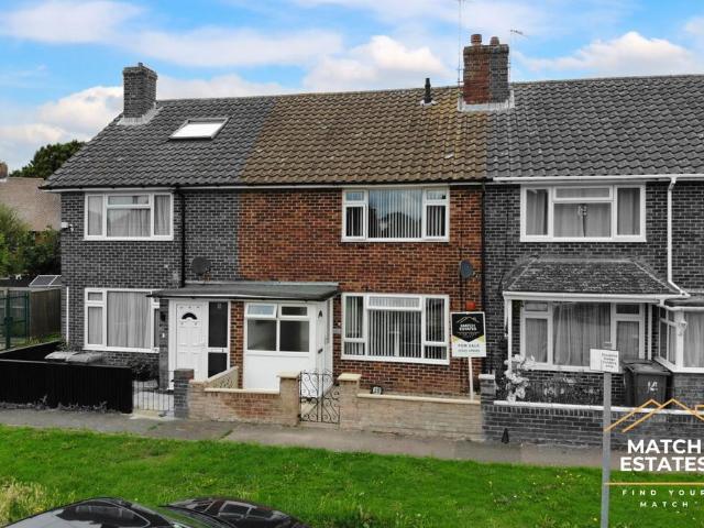 House for sale in Folkestone, Cheriton