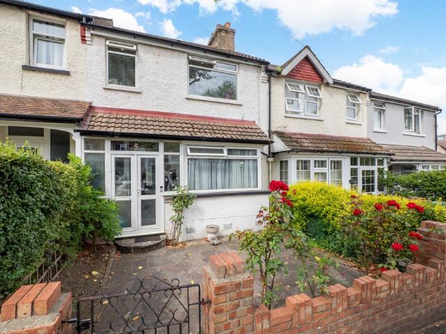 House for sale in Carshalton-on-the-Hill, Greater London