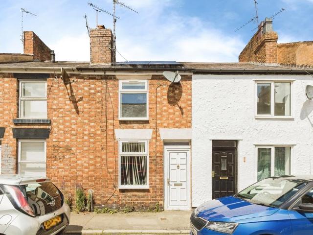House for sale in Mold