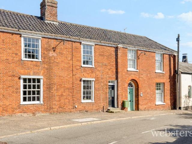 House for sale in Chedgrave, South Norfolk