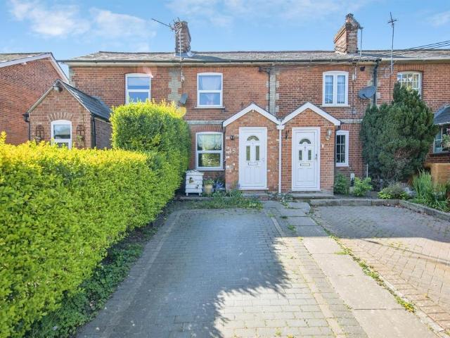 House for sale in Chelmondiston, Suffolk