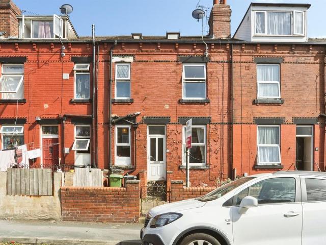 House for sale in Osmondthorpe, West Yorkshire
