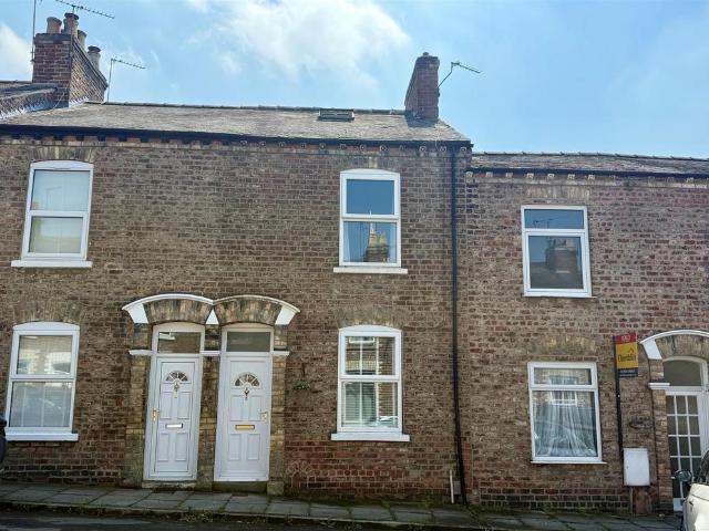 House for sale in High Field, York