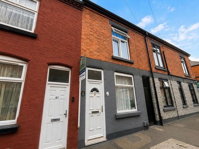 House for sale in Spinney Hills, Old Wharf