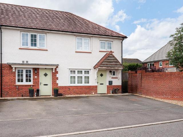 House for sale in Tattenhall, Cheshire