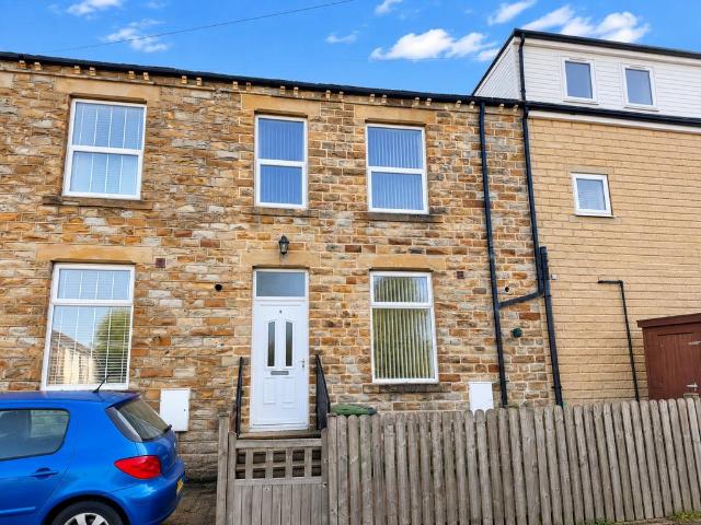 House for sale in Birkenshaw, Kirklees