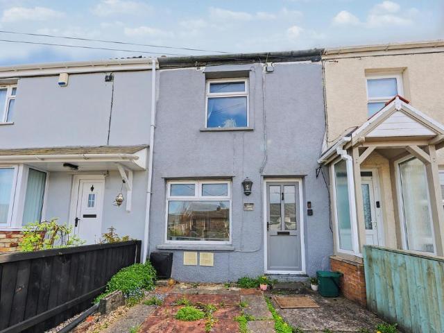 House for sale in Robertstown, Trecynon