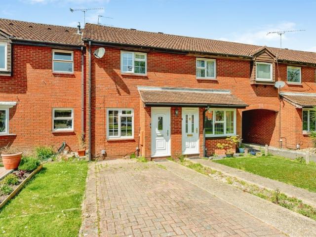 House for sale in Bewbush, Crawley