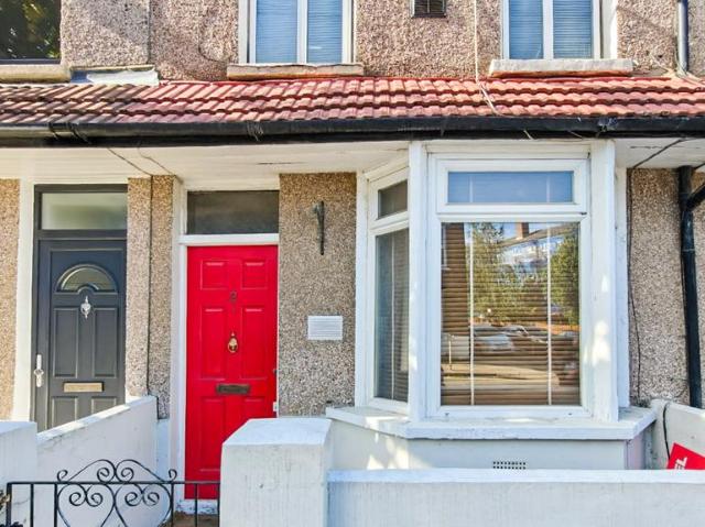 House for sale in Canning Town, Greater London