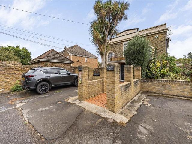 House for sale in Yiewsley, Greater London